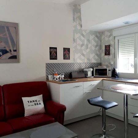 Concarneau Studio Avec Terrasse Apartment Ngoại thất bức ảnh